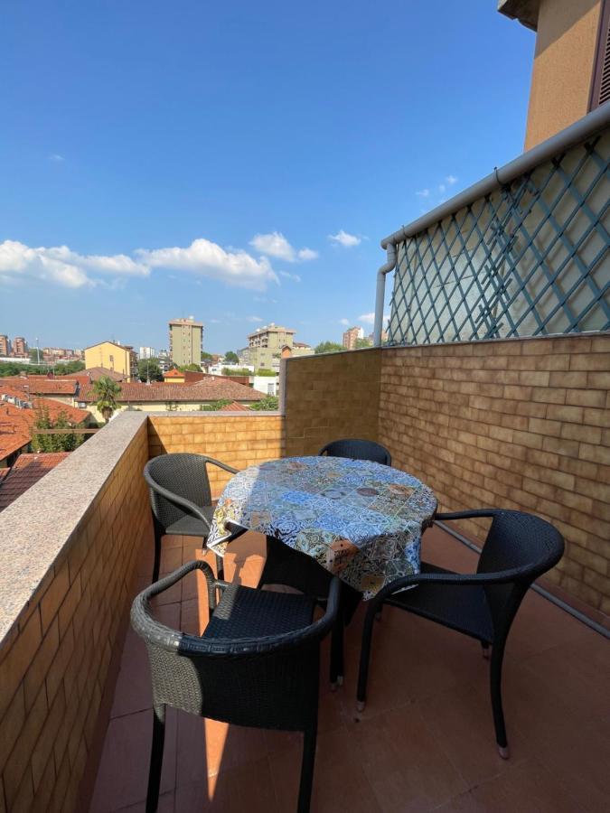 شقة De Sura - La Terrazza Sul Naviglio ميلان المظهر الخارجي الصورة