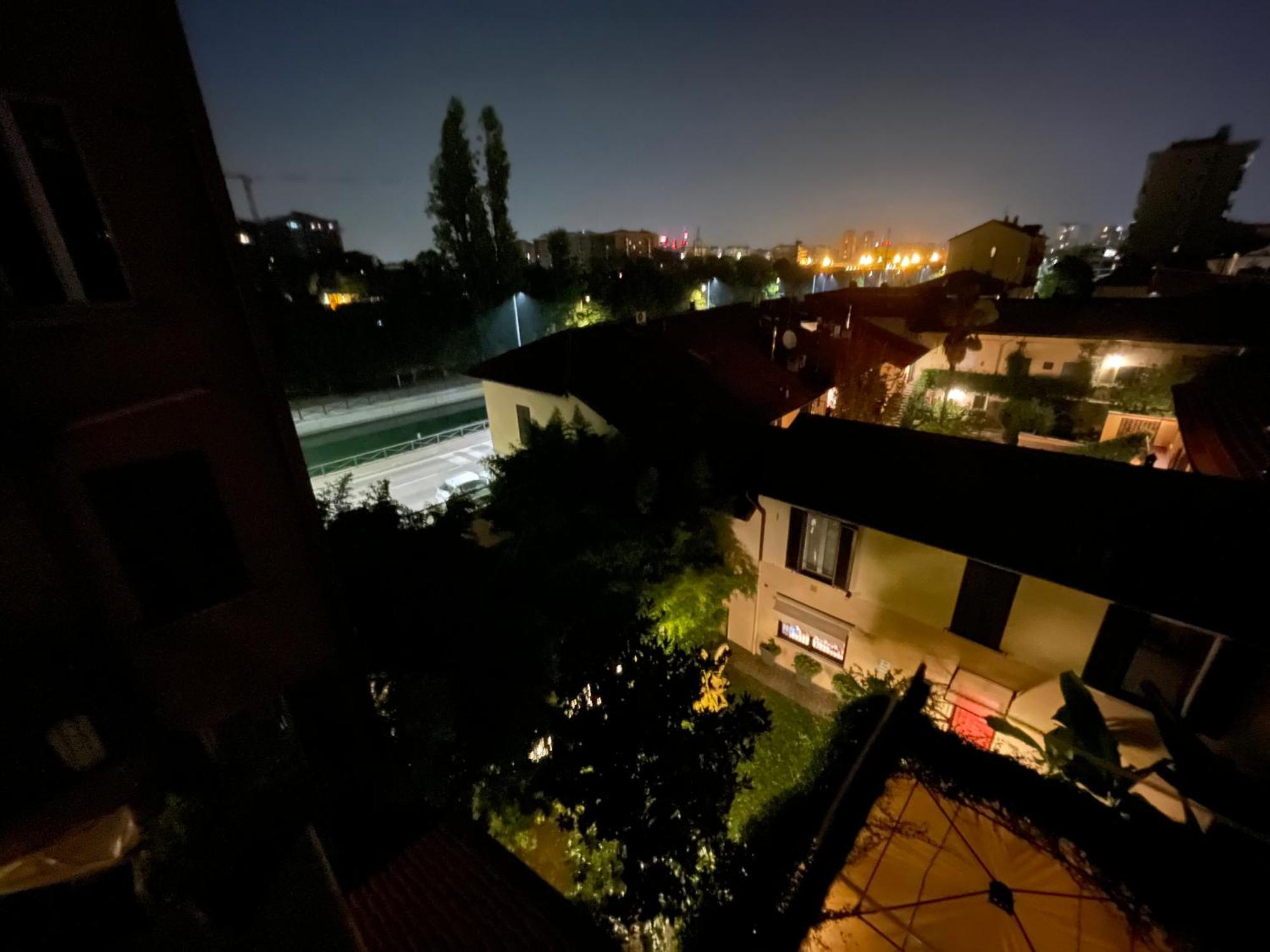 شقة De Sura - La Terrazza Sul Naviglio ميلان المظهر الخارجي الصورة